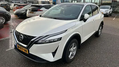 Wit Occasion 2022 Nissan Qashqai Acenta SUV | € 24.340 (Eerlijke prijs)