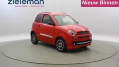 Rood, metallic lak Gebruikt 2019 Microcar M.Go Hatchback | € 8.845 (Goede deal)
