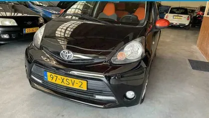 Occasion Toyota Aygo 68 PK (50 kW) 2012 Zwart Hatchback