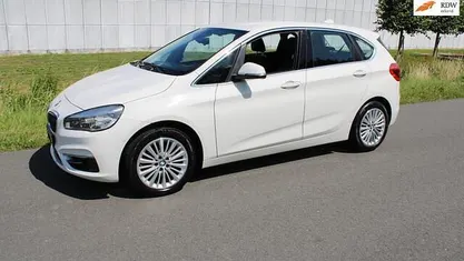 Occasion BMW 218 Luxury Line 136 PK (100 kW) 2015 Wit Stationwagen