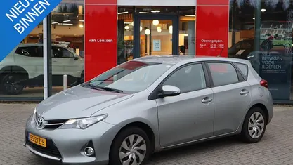Occasion Toyota Auris 132 PK (97 kW) 2013 Grijs Hatchback