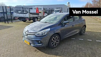 Occasion Renault Clio IV LIMITED 90 PK (66 kW) 2017 Grijs Hatchback
