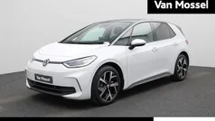 Wit Gebruikt 2025 VW ID.3 Pro Hatchback | € 34.900 (Eerlijke prijs)