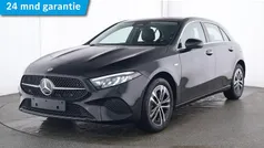 Zwart Gebruikt 2025 Mercedes A250 Hatchback | € 37.945 (Eerlijke prijs)