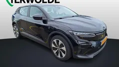 Gebruikt 2023 Renault Mégane Evolution Hatchback | € 23.945 (Eerlijke prijs)