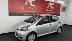 Grijs Gebruikt 2010 Toyota Aygo Comfort Hatchback | € 2.699 (Eerlijke prijs)