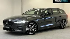 Gebruikt 2022 Volvo V60 R-Design Stationwagen | € 28.990 (Eerlijke prijs)