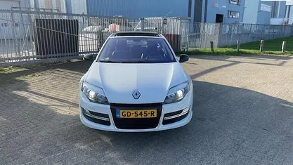Occasion Renault Laguna III Bose Edition 110 PK (80 kW) 2015 Wit Hatchback