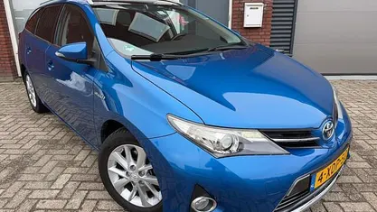 Gebruikt 2014 Toyota Auris Touring Sports Stationwagen | € 11.750 (Eerlijke prijs)