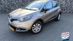Bruin Gebruikt 2015 Renault Captur Expression SUV | € 9.845 (Eerlijke prijs)