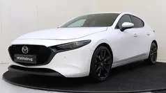 Wit Gebruikt 2020 Mazda 3 Luxury Hatchback | € 22.925 (Eerlijke prijs)