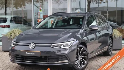 Grijs Gebruikt 2021 VW Golf VIII Style Stationwagen | € 19.900 (Goede deal)