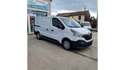 Wit Gebruikt 2014 Renault Trafic MPV | € 9.998 (Eerlijke prijs)