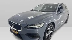 Gebruikt 2022 Volvo V60 Business Edition Stationwagen | € 31.899 (Eerlijke prijs)