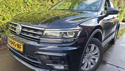 Zwart Gebruikt 2019 VW Tiguan Highline SUV | € 18.200 (Super prijs)