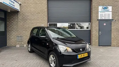 Gebruikt 2014 Seat Mii Chic Hatchback | € 5.000 (Eerlijke prijs)