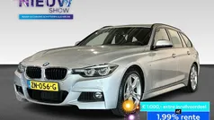 Gebruikt 2020 BMW 318 M Sport Stationwagen | € 19.840 (Eerlijke prijs)