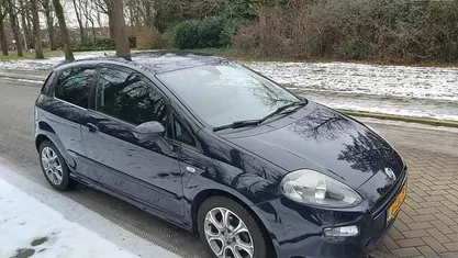 Blauw Gebruikt 2014 Fiat Punto Evo Hatchback | € 3.390 (Eerlijke prijs)