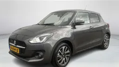 Grijs Gebruikt 2021 Suzuki Swift Style Hatchback | € 15.450 (Eerlijke prijs)