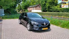Zwart Gebruikt 2018 Renault Mégane IV LIMITED Hatchback | € 13.950 (Eerlijke prijs)