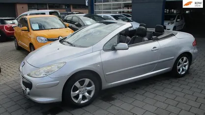 Occasion Peugeot 307 CC 109 PK (80 kW) 2006 Grijs Cabriolet