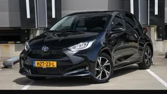Gebruikt 2025 Toyota Yaris Hybrid Hatchback | € 27.995 (Eerlijke prijs)