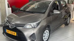 Grijs Gebruikt 2016 Toyota Yaris Hatchback | € 10.500 (Eerlijke prijs)