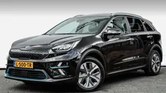 Zwart Gebruikt 2021 Kia e-Niro 3 SUV | € 22.440 (Super prijs)