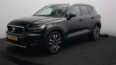 Zwart Gebruikt 2020 Volvo XC40 Business Edition SUV | € 30.845 (Eerlijke prijs)