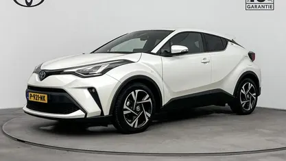 Wit Gebruikt 2022 Toyota C-HR Style SUV | € 25.900 (Eerlijke prijs)