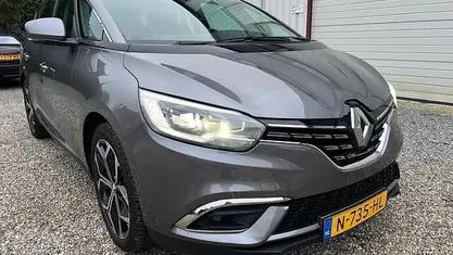 Gebruikt 2021 Renault Scénic IV Bose Edition MPV | € 21.998 (Goede deal)