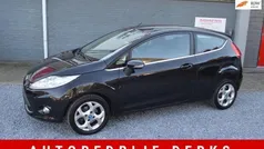 Zwart Gebruikt 2010 Ford Fiesta Titanium Hatchback | € 4.250 (Eerlijke prijs)