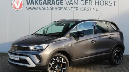 Grijs (metallic) Gebruikt 2023 Opel Crossland Ultimate SUV | € 19.950 (Eerlijke prijs)