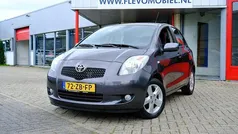Grijs Gebruikt 2007 Toyota Yaris Luna Hatchback | € 3.850 (Eerlijke prijs)