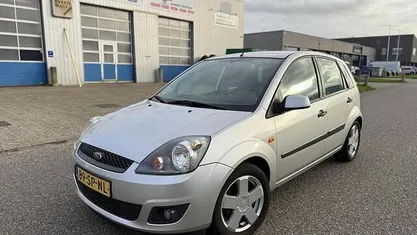 Gebruikt 2006 Ford Fiesta Hatchback | € 1.799 (Eerlijke prijs)