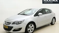 Grijs Gebruikt 2013 Opel Astra Business Hatchback | € 8.945 (Eerlijke prijs)