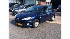 Blauw Gebruikt 2007 Peugeot 206 Forever Hatchback | € 995 (Eerlijke prijs)