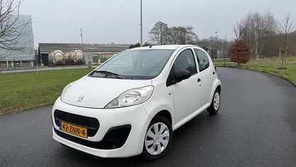 Occasion Peugeot 107 Access 68 PK (50 kW) 2013 Hatchback
