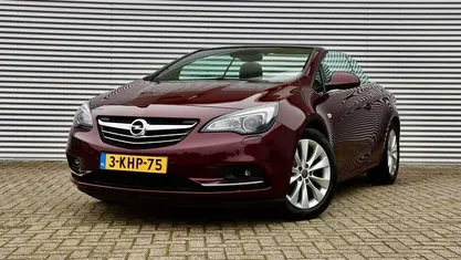 Occasion Opel Cascada Cosmo 140 PK (102 kW) 2013 Rood Cabriolet