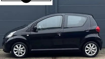Occasion Toyota Aygo 68 PK (50 kW) 2008 Zwart Hatchback