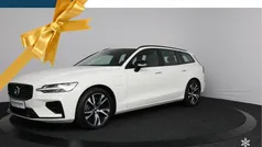 Gebruikt 2021 Volvo V60 R-Design Stationwagen | € 29.900 (Super prijs)