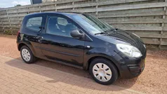 Zwart Gebruikt 2008 Renault Twingo Authentique Hatchback | € 1.750 (Eerlijke prijs)