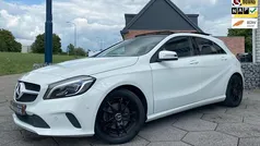 Wit Gebruikt 2017 Mercedes A180 Ambition Hatchback | € 16.945 (Eerlijke prijs)