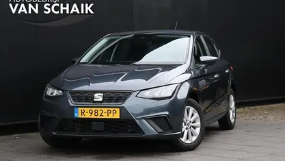 Occasion Seat Ibiza Style 95 PK (69 kW) 2022 Grijs Hatchback