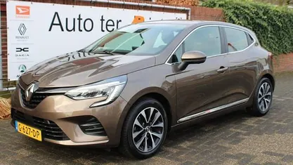 Gebruikt 2019 Renault Clio IV Intens Hatchback | € 14.500 (Eerlijke prijs)