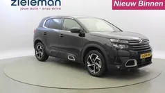 Zwart, metallic lak Gebruikt 2020 Citroën C5 Aircross Feel SUV | € 15.345 (Eerlijke prijs)