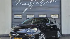 Zwart, metallic lak Gebruikt 2015 Opel Corsa Cosmo Hatchback | € 5.950 (Goede deal)