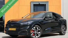 Zwart Gebruikt 2021 Ford Mustang Mach-E SUV | € 26.950 (Super prijs)