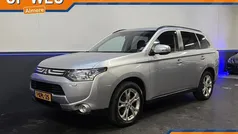Grijs Gebruikt 2013 Mitsubishi Outlander Intense+ SUV | € 14.950 (Eerlijke prijs)