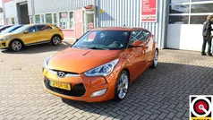 Rood Gebruikt 2013 Hyundai Veloster Hatchback | € 8.950 (Eerlijke prijs)